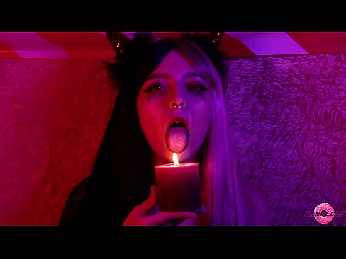 ❤️ Blowjob ifẹ lati Sexy Succubus pẹlu Imuṣẹ Ẹnu ❤  si wa